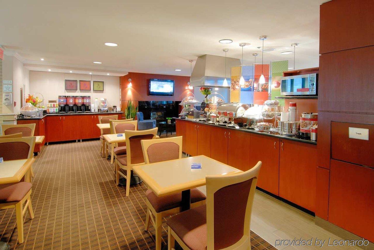 Hampton Inn & Suites, By Hilton - Vancouver Downtown מסעדה תמונה