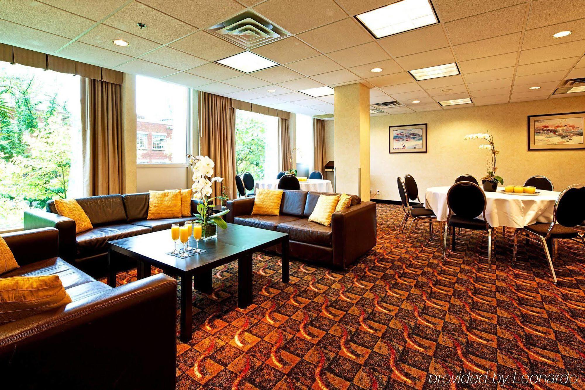 Hampton Inn & Suites, By Hilton - Vancouver Downtown מראה חיצוני תמונה